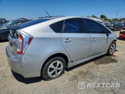 Trzecie zdjęcie samochodu z tyłu: 2013 TOYOTA PRIUS TWO VIN:JTDKN3DU0D0342952 - miniatura