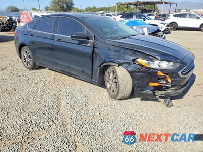 Czwarte zdjęcie samochodu z boku: 2017 FORD FUSION SE VIN:3FA6P0H73HR281994 - miniatura