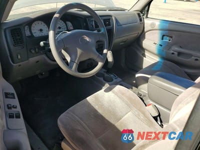 Zdjęcie 8 z 13 samochodu: 2004 TOYOTA TACOMA XTRACAB PRERUNNER VIN:5TESN92N94Z439260 - miniatura