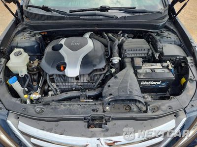 Zdjęcie 11 z 13 samochodu: 2014 HYUNDAI SONATA LIMITED 2.0T VIN:5NPEC4AB1EH892757 - miniatura
