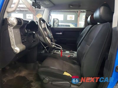Zdjęcie 7 z 13 samochodu: 2007 TOYOTA FJ CRUISER BASE VIN:JTEBU11F170012671 - miniatura