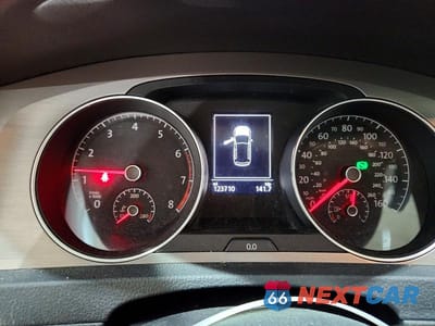 Zdjęcie 9 z 12 samochodu: 2016 VOLKSWAGEN GOLF S/SE VIN:3VW217AU9GM015696 - miniatura