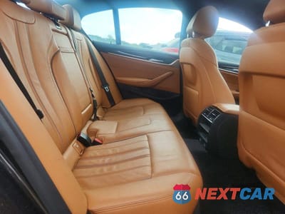 Zdjęcie 10 z 12 samochodu: 2018 BMW 530 XI VIN:WBAJA7C56JG908556 - miniatura