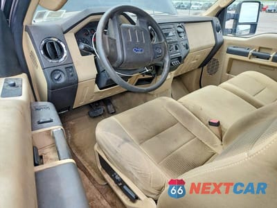 Zdjęcie 8 z 12 samochodu: 2010 FORD F250 SUPER DUTY VIN:1FTSX2B50AEB15551 - miniatura