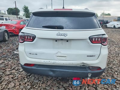 Zdjęcie 6 z 13 samochodu: 2022 JEEP COMPASS LATITUDE VIN:3C4NJDBB9NT235449 - miniatura