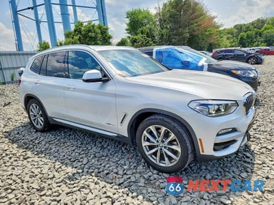 Czwarte zdjęcie samochodu z boku: 2018 BMW X3 XDRIVE30I VIN:5UXTR9C56JLC76649 - miniatura