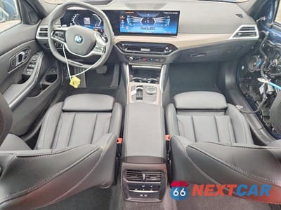 Zdjęcie 8 z 13 samochodu: 2025 BMW 330I VIN:3MW69CW03S8F55152 - miniatura