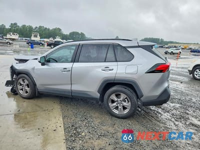 Drugie zdjęcie samochodu z przodu: 2024 TOYOTA RAV4 XLE VIN:2T3W1RFV8RC303214 - miniatura