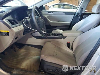 Zdjęcie 7 z 12 samochodu: 2015 HYUNDAI SONATA SE VIN:5NPE24AF0FH240171 - miniatura