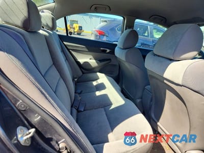Zdjęcie 10 z 12 samochodu: 2011 HONDA CIVIC LX VIN:19XFA1F58BE021348 - miniatura