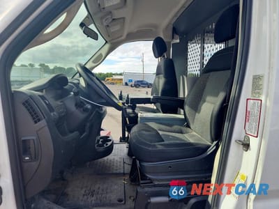 Zdjęcie 7 z 13 samochodu: 2018 RAM PROMASTER 1500 1500 STANDARD VIN:3C6TRVAG6JE153171 - miniatura
