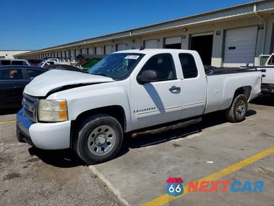 2009 CHEVROLET SILVERADO C1500 LT 1GCEC29J59E154966 - główne zdjęcie licytacji z USA - miniatura