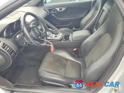 Zdjęcie 7 z 13 samochodu: 2017 JAGUAR F-TYPE VIN:SAJWA6ET9H8K44418 - miniatura