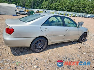 Trzecie zdjęcie samochodu z tyłu: 2006 TOYOTA CAMRY XLE VIN:4T1BE30KX6U658192 - miniatura