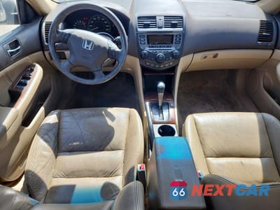 Zdjęcie 8 z 13 samochodu: 2007 HONDA ACCORD EX VIN:1HGCM66507A031648 - miniatura