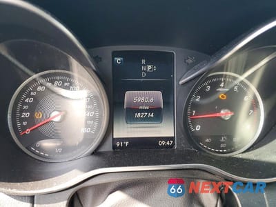 Zdjęcie 17 z 24 samochodu: 2015 MERCEDES-BENZ C 300 4MATIC VIN:55SWF4KB8FU022299 - miniatura