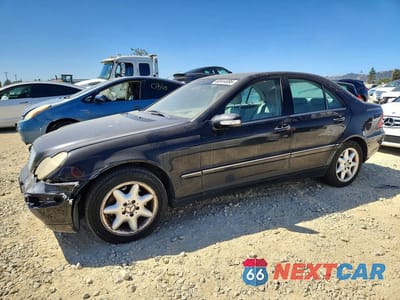 2003 MERCEDES-BENZ C 320 4MATIC WDBRF84J53F438620 - główne zdjęcie licytacji z USA - miniatura