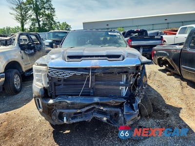 Piąte zdjęcie samochodu w środku: 2020 GMC SIERRA K2500 DENALI VIN:1GT49REY0LF305722 - miniatura