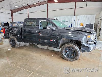 Czwarte zdjęcie samochodu z boku: 2017 CHEVROLET SILVERADO K1500 LTZ VIN:3GCUKSEC7HG310177 - miniatura