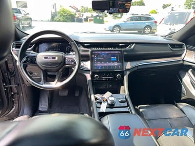 Zdjęcie 9 z 10 samochodu: 2022 JEEP GRAND CHEROKEE OVERLAND VIN:1C4RJHDG6N8621729 - miniatura