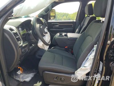 Zdjęcie 7 z 12 samochodu: 2026 RAM 1500 BIG HORN/LONE STAR VIN:1C6SRFFT6TN300286 - miniatura