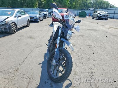 Drugie zdjęcie samochodu z przodu: 2017 ZERO MOTORCYCLES INC DSR 13.0 VIN:538SDBZ61HCG08632 - miniatura