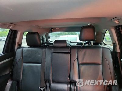 Zdjęcie 10 z 13 samochodu: 2019 TOYOTA HIGHLANDER XLE VIN:5TDJZRFH9KS980663 - miniatura