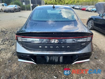 Zdjęcie 6 z 12 samochodu: 2024 HYUNDAI SONATA HYBRID SEL VIN:KMHL34JJ2RA094694 - miniatura