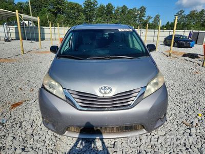 Piąte zdjęcie samochodu w środku: 2015 TOYOTA SIENNA XLE PREMIUM 8-PASSENGER VIN:5TDYK3DC4FS534658 - miniatura