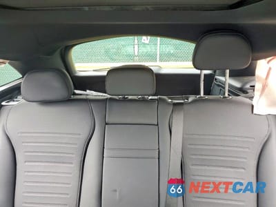 Zdjęcie 10 z 14 samochodu: 2026 MERCEDES-BENZ GLC 300 4MATIC VIN:W1NKM4HB7TU109491 - miniatura