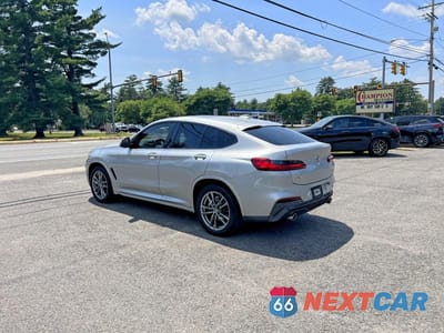 Trzecie zdjęcie samochodu z tyłu: 2020 BMW X4 XDRIVE30I VIN:5UX2V1C05LLE67544 - miniatura