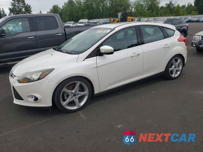 2014 FORD FOCUS TITANIUM 1FADP3N22EL111816 - główne zdjęcie licytacji z USA - miniatura