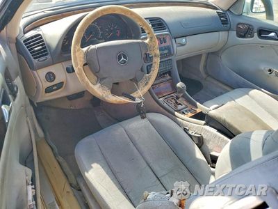 Zdjęcie 8 z 12 samochodu: 1999 MERCEDES-BENZ CLK VIN:WDBLJ65G7XF107636 - miniatura