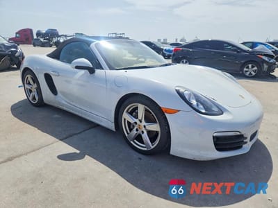 Czwarte zdjęcie samochodu z boku: 2016 PORSCHE BOXSTER VIN:WP0CA2A87GS120712 - miniatura