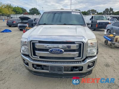 Piąte zdjęcie samochodu w środku: 2011 FORD F250 SUPER DUTY VIN:1FT7W2BT0BEB53502 - miniatura
