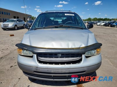 Piąte zdjęcie samochodu w środku: 2000 CHRYSLER VOYAGER VIN:2C4GJ2534YR647657 - miniatura