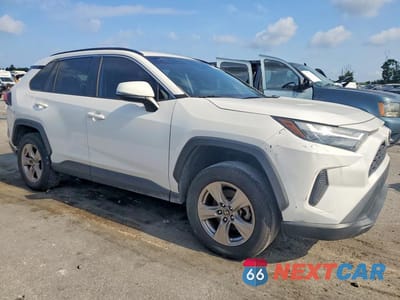 Czwarte zdjęcie samochodu z boku: 2022 TOYOTA RAV4 XLE VIN:2T3W1RFV6NC188543 - miniatura