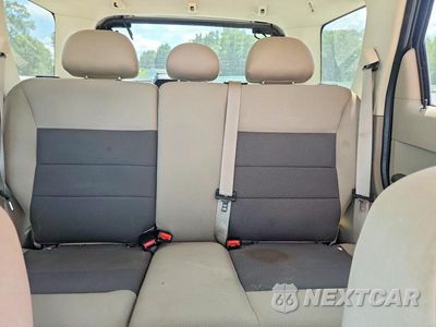 Zdjęcie 10 z 13 samochodu: 2008 FORD ESCAPE XLT VIN:1FMCU03138KE49285 - miniatura