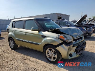 Czwarte zdjęcie samochodu z boku: 2011 KIA SOUL VIN:KNDJT2A21B7278522 - miniatura