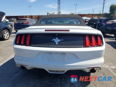 Zdjęcie 6 z 12 samochodu: 2015 FORD MUSTANG VIN:1FATP8EM4F5352048 - miniatura