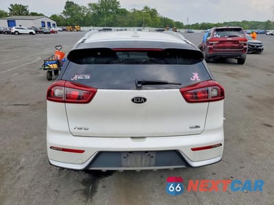Zdjęcie 6 z 13 samochodu: 2018 KIA NIRO LX VIN:KNDCB3LC8J5119384 - miniatura