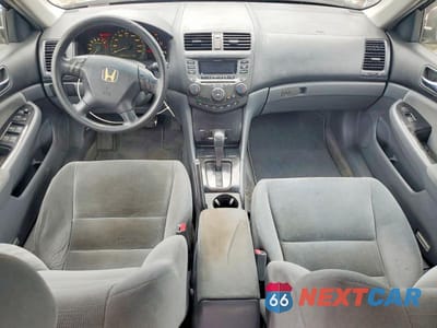 Zdjęcie 8 z 12 samochodu: 2006 HONDA ACCORD SE VIN:1HGCM56326A146680 - miniatura