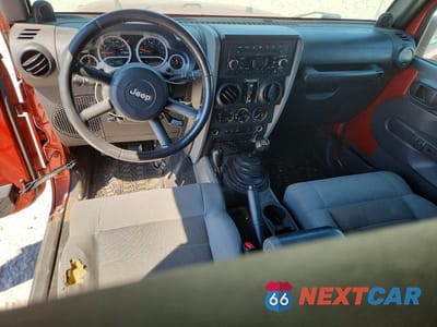 Zdjęcie 8 z 13 samochodu: 2009 JEEP WRANGLER UNLIMITED RUBICON VIN:1J4GA691X9L749677 - miniatura