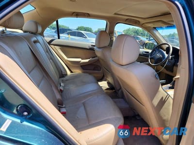 Zdjęcie 10 z 13 samochodu: 2003 HONDA ACCORD EX VIN:JHMCM56733C065249 - miniatura