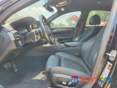 Zdjęcie 7 z 12 samochodu: 2022 BMW 530 XI VIN:WBA13BJ01NCJ96314 - miniatura