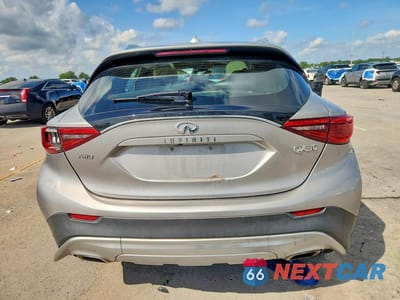 Zdjęcie 6 z 13 samochodu: 2019 INFINITI QX30 LUXE VIN:SJKCH5CR1KA011001 - miniatura