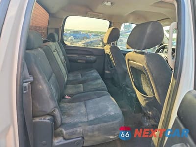 Zdjęcie 10 z 12 samochodu: 2010 GMC SIERRA C1500 SLE VIN:3GTRCVE01AG274681 - miniatura