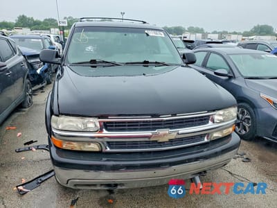 Piąte zdjęcie samochodu w środku: 2001 CHEVROLET SUBURBAN K2500 VIN:3GNGK26U31G162661 - miniatura