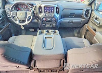 Zdjęcie 8 z 12 samochodu: 2020 CHEVROLET SILVERADO K1500 LT VIN:3GCUYDED8LG290484 - miniatura