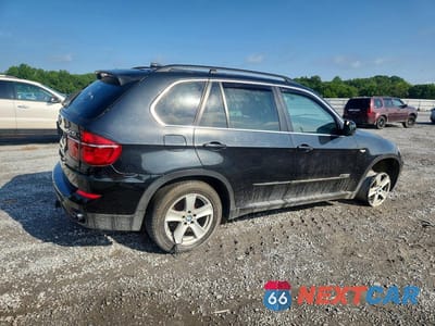 Trzecie zdjęcie samochodu z tyłu: 2013 BMW X5 XDRIVE35D VIN:5UXZW0C55D0B96215 - miniatura